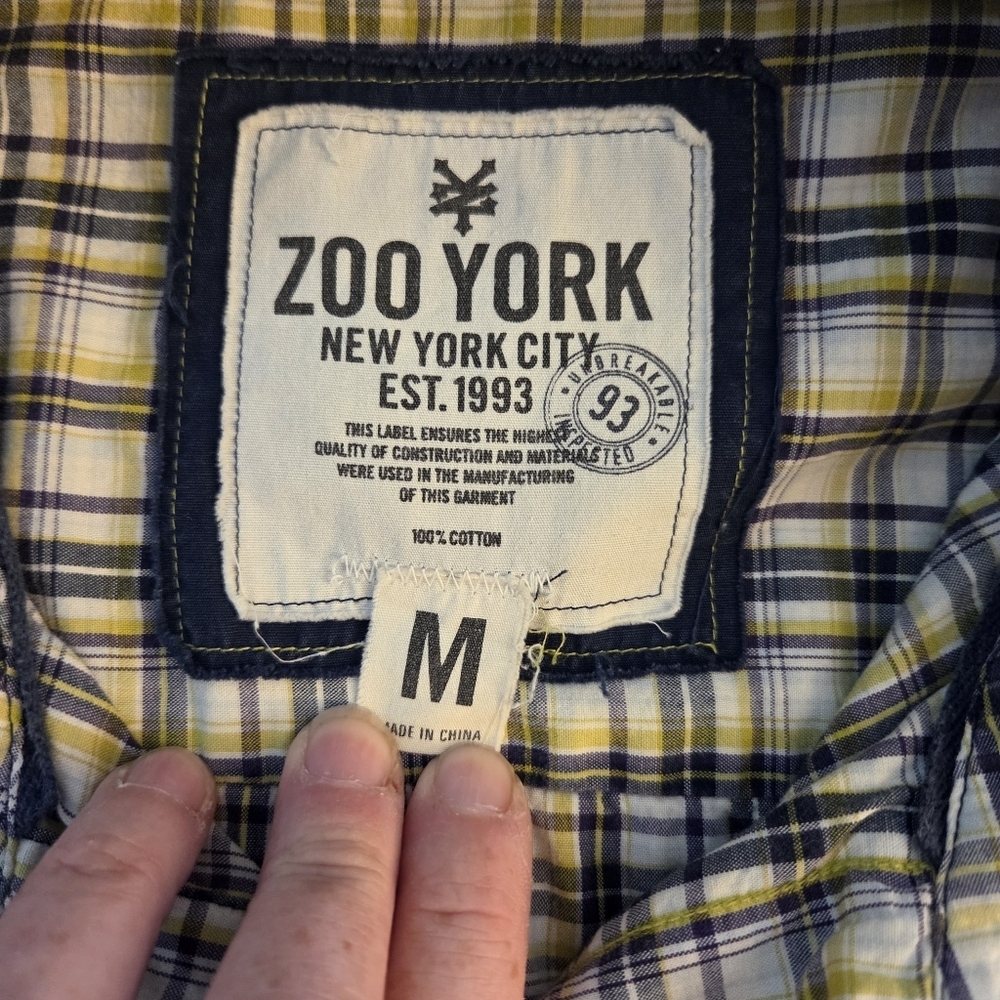 Zoo York Yellow and Black Casual Button Down Shirt Size Med - Picture 10 of 10